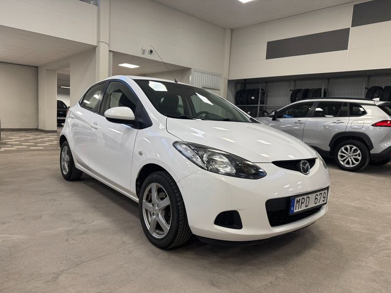 Mazda 2 bild 3