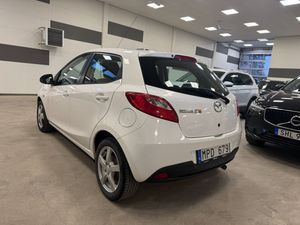 Mazda 2 bild 4