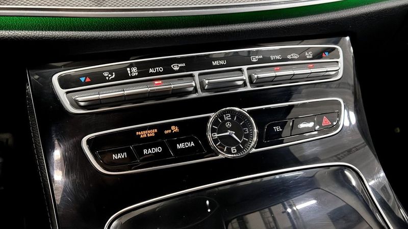 Mercedes E220 bild 15