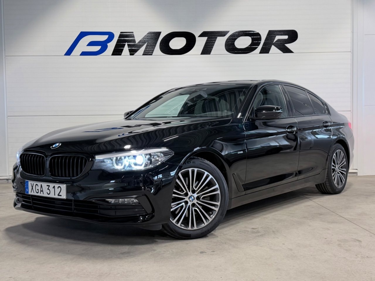 BMW 530