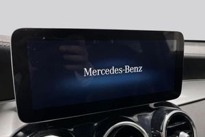 Mercedes GLC300 bild 11