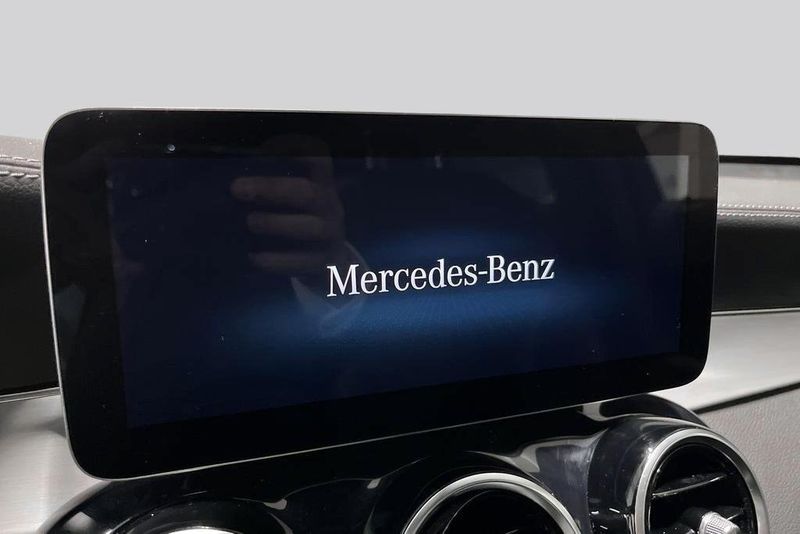 Mercedes GLC300 bild 11