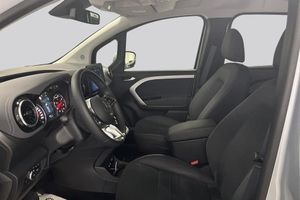 Mercedes T180 bild 8