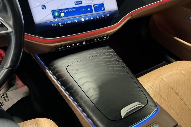 Mercedes E300 bild 12