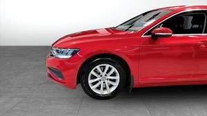 Volkswagen Passat bild 9