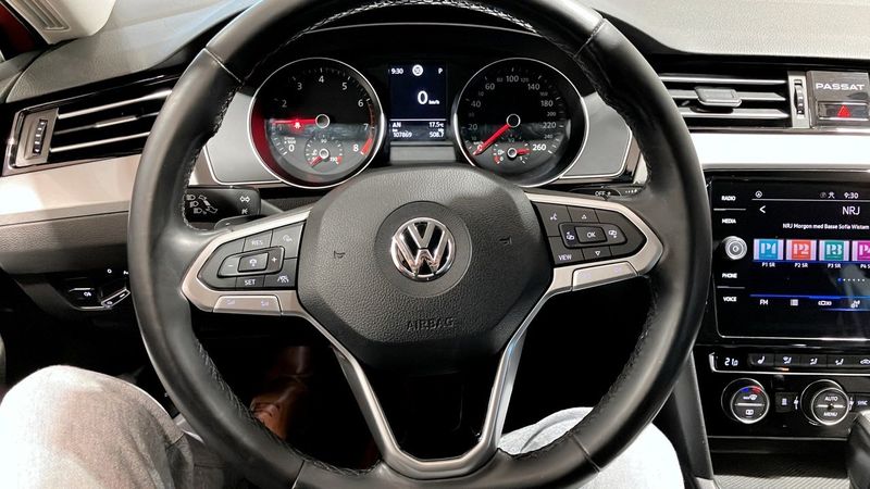 Volkswagen Passat bild 16