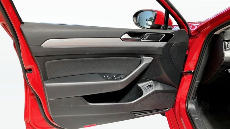 Volkswagen Passat bild 11