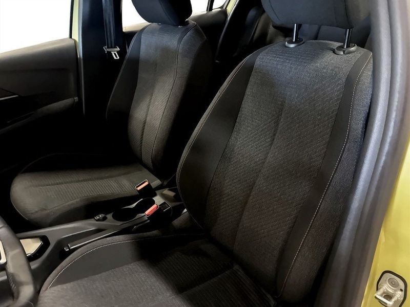 Peugeot 208 bild 5