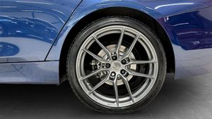 BMW 320 bild 6