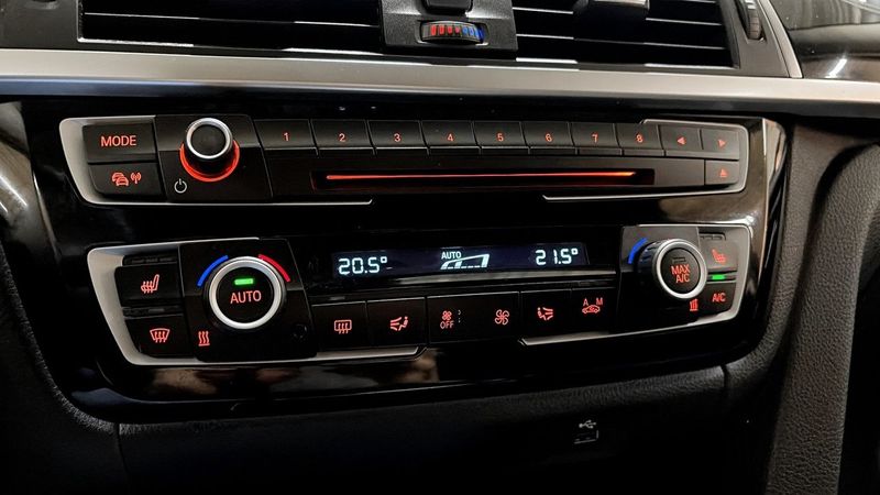 BMW 320 bild 18