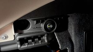BMW 320 bild 14
