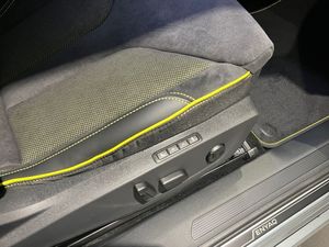 Skoda Enyaq bild 13