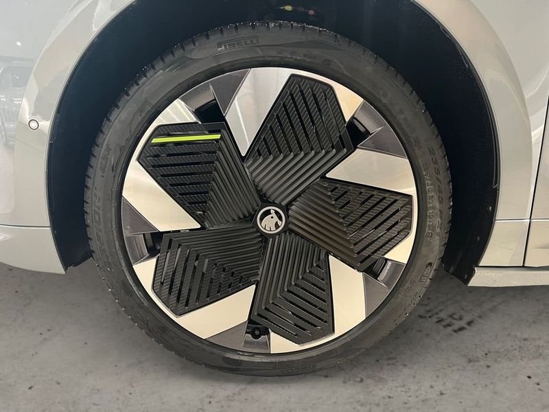 Skoda Enyaq bild 6
