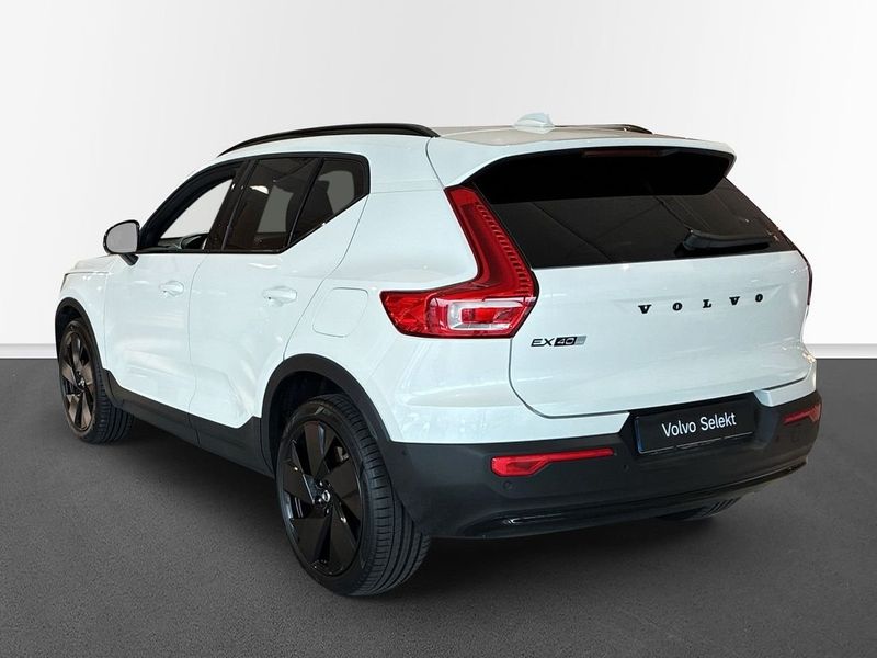 Volvo EX40 bild 2