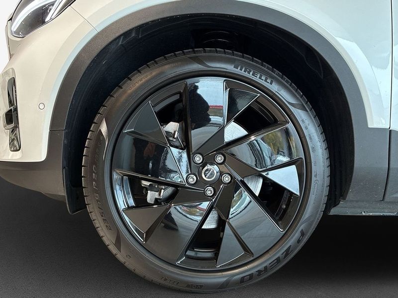 Volvo EX40 bild 10
