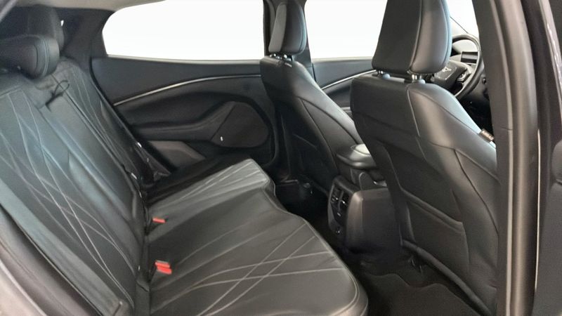Ford Mustang Mach-E bild 5