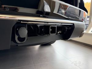 Chevrolet Suburban bild 11