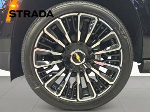 Chevrolet Suburban bild 14