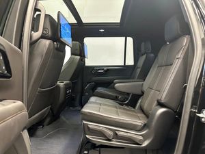 Chevrolet Suburban bild 33