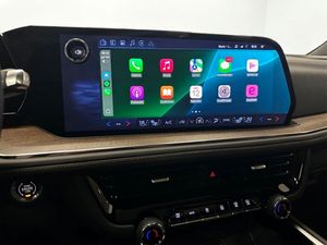 Chevrolet Suburban bild 22