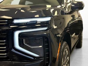 Chevrolet Suburban bild 9
