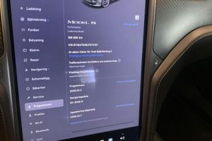 Tesla Model S bild 11