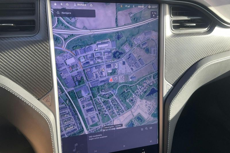 Tesla Model S bild 13