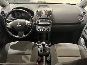 Mitsubishi Colt bild 12