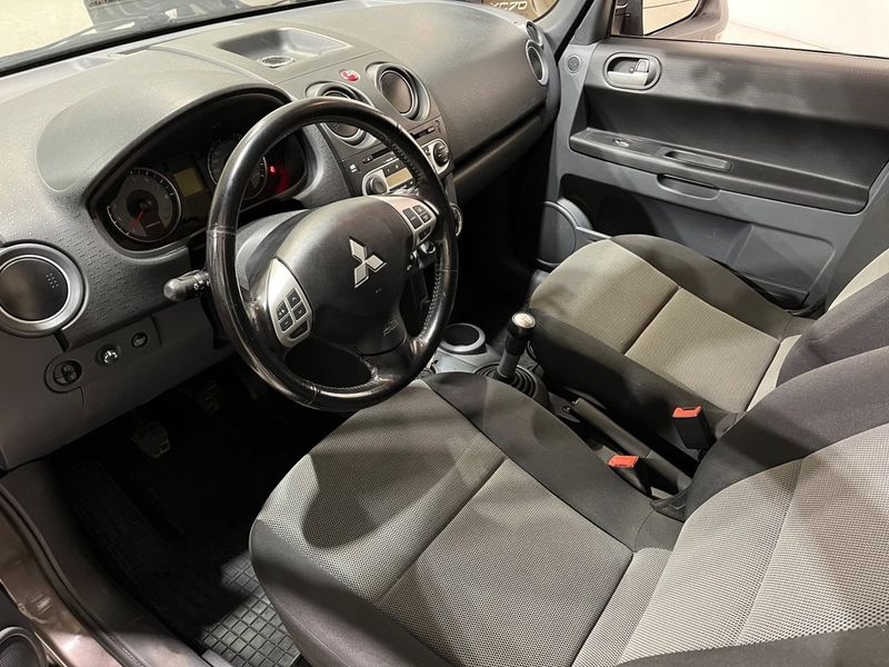 Mitsubishi Colt bild 11