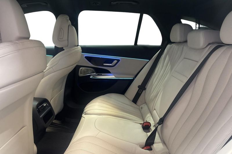 Mercedes E300 bild 11