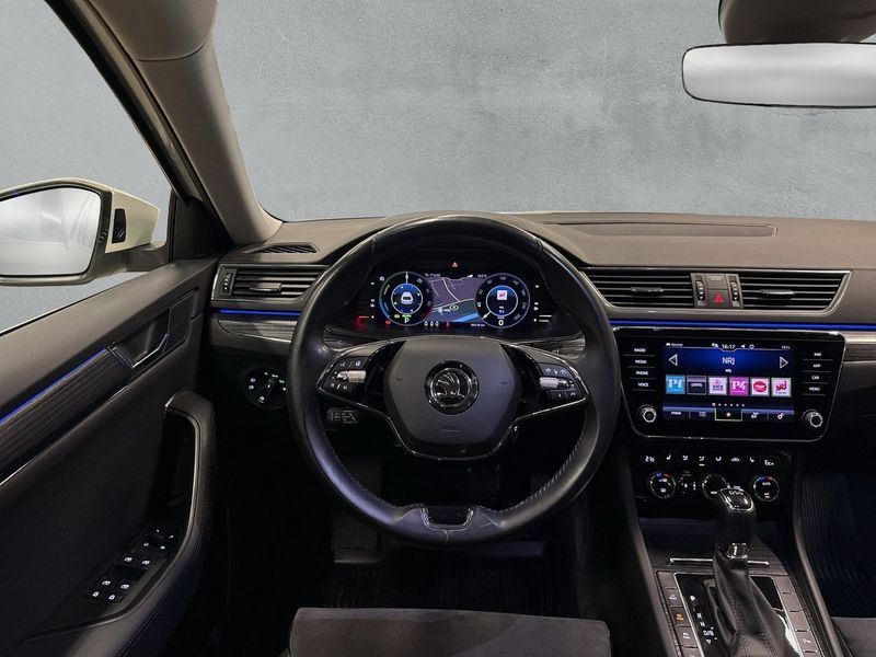 Skoda Superb bild 14