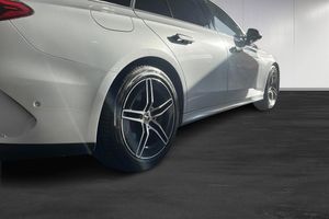 Mercedes E300 bild 5