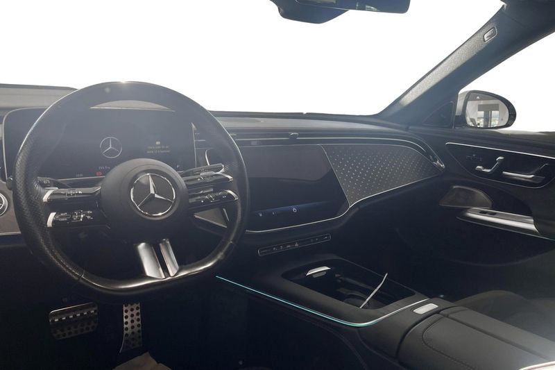 Mercedes E300 bild 8