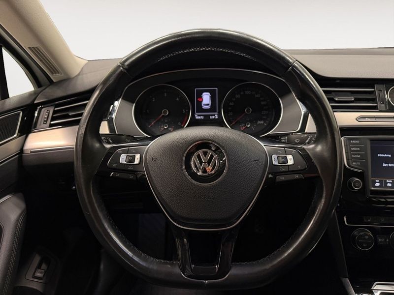 Volkswagen Passat bild 20