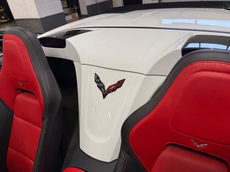 Chevrolet Corvette bild 23
