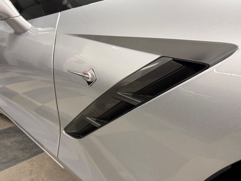 Chevrolet Corvette bild 16