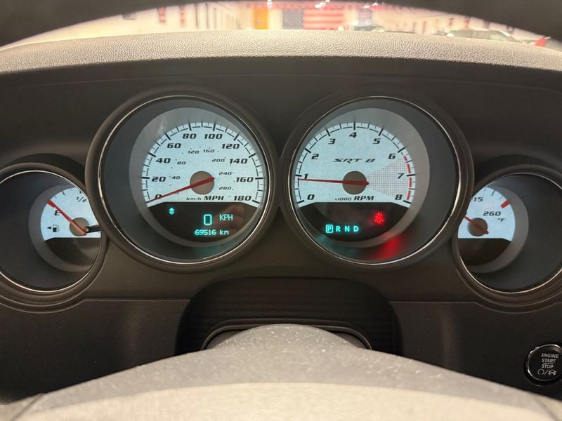 Dodge Challenger bild 24