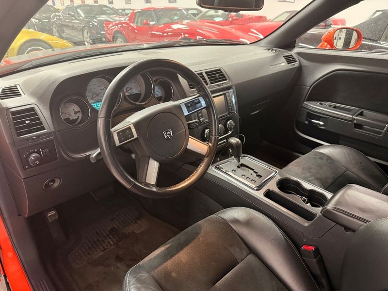 Dodge Challenger bild 22