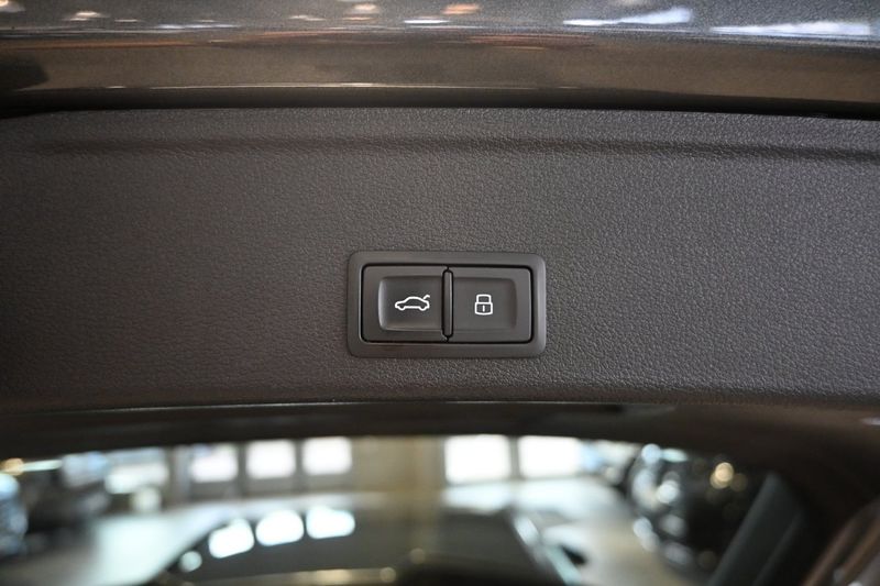 Audi A4 bild 17