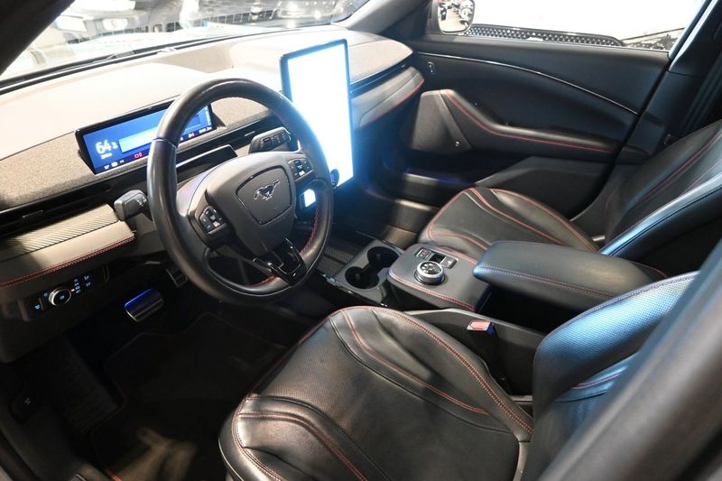 Ford Mustang Mach-E bild 7