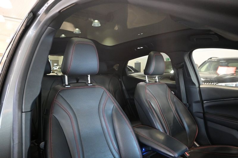 Ford Mustang Mach-E bild 11