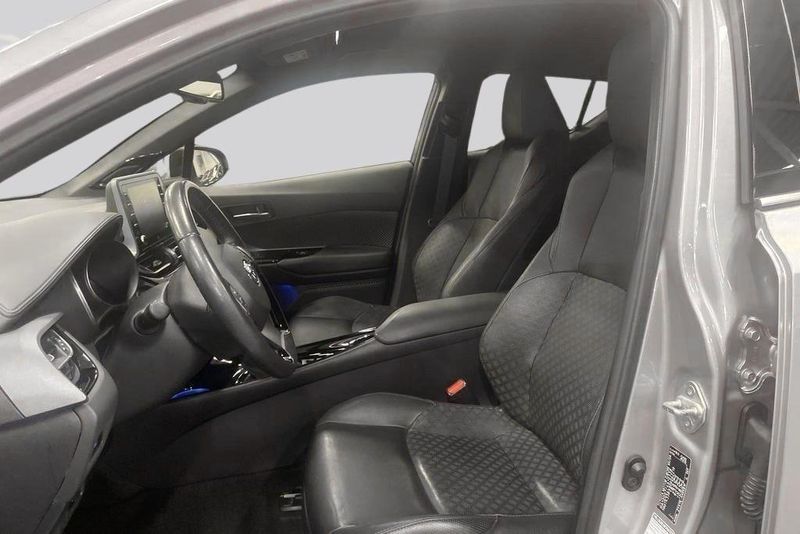 Toyota C-HR bild 8