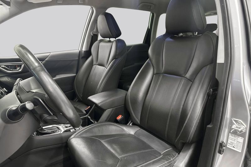 Subaru Forester bild 8