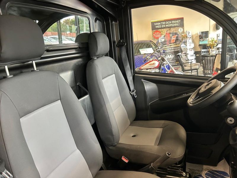 Aixam D-Truck bild 14