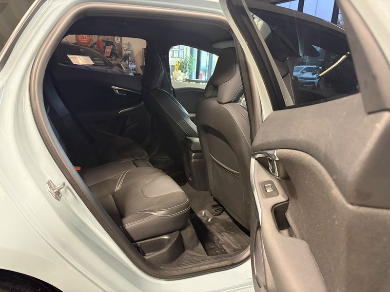Volvo V40 bild 11