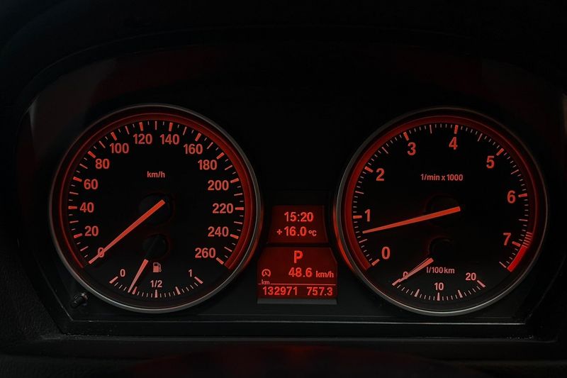 BMW 325 bild 17