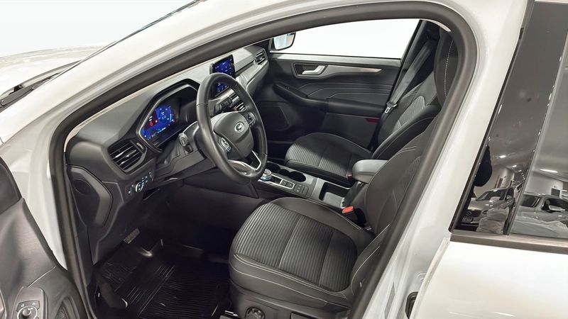 Ford Kuga bild 3
