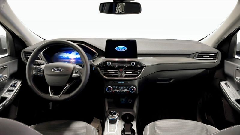 Ford Kuga bild 4