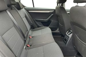 Skoda Octavia bild 8