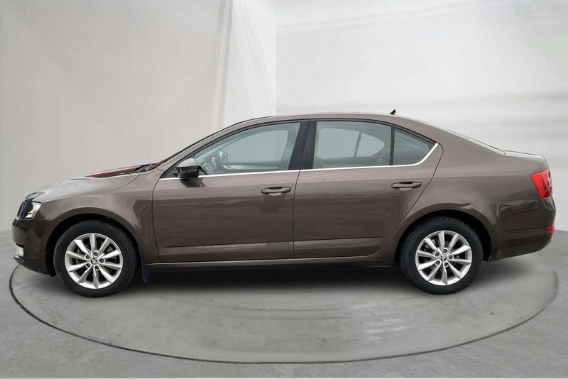 Skoda Octavia bild 2